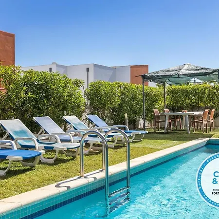 14 Marina De Villa