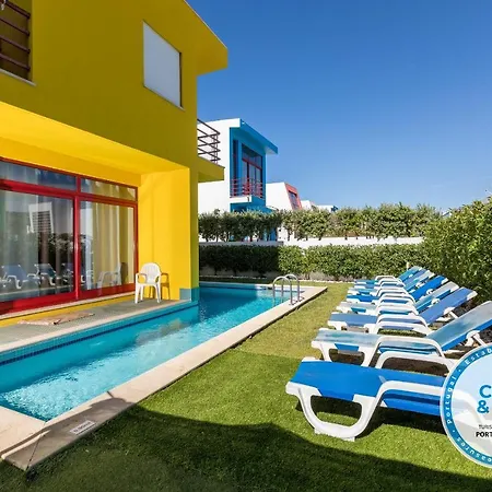 14 Marina De Villa