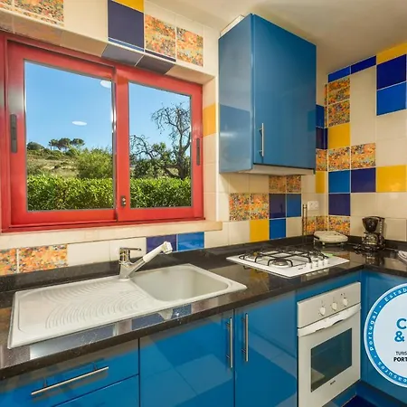 14 Marina De * Αλμπουφέιρα