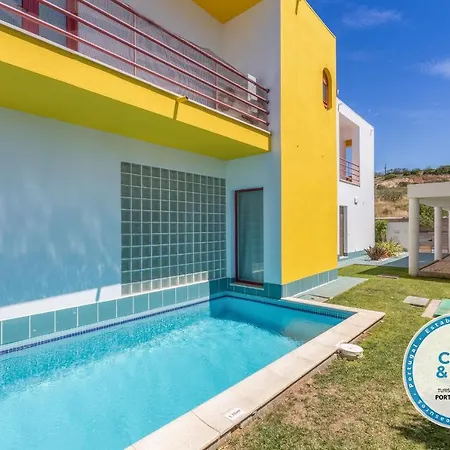 14 Marina De * Αλμπουφέιρα