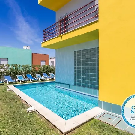 14 Marina De * Αλμπουφέιρα