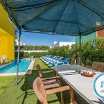 14 Marina De Villa *